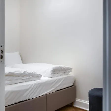 Grand Heritage Next To Park - 3 Bedrooms * Kodaň