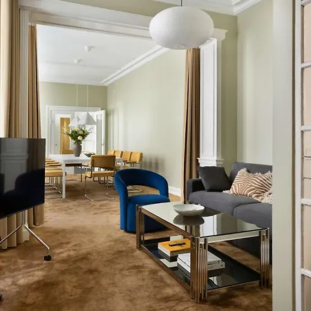 Grand Heritage Next To Park - 3 Bedrooms *