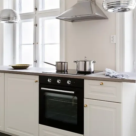 Grand Heritage Next To Park - 3 Bedrooms By Daniel&jacob's *