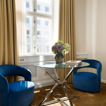 Grand Heritage Next To Park - 3 Bedrooms By Daniel&jacob's Apartamento