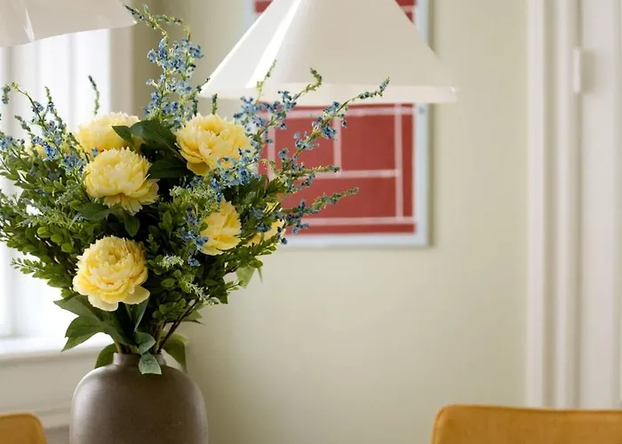 Grand Heritage Next To Park - 3 Bedrooms By Daniel&jacob's